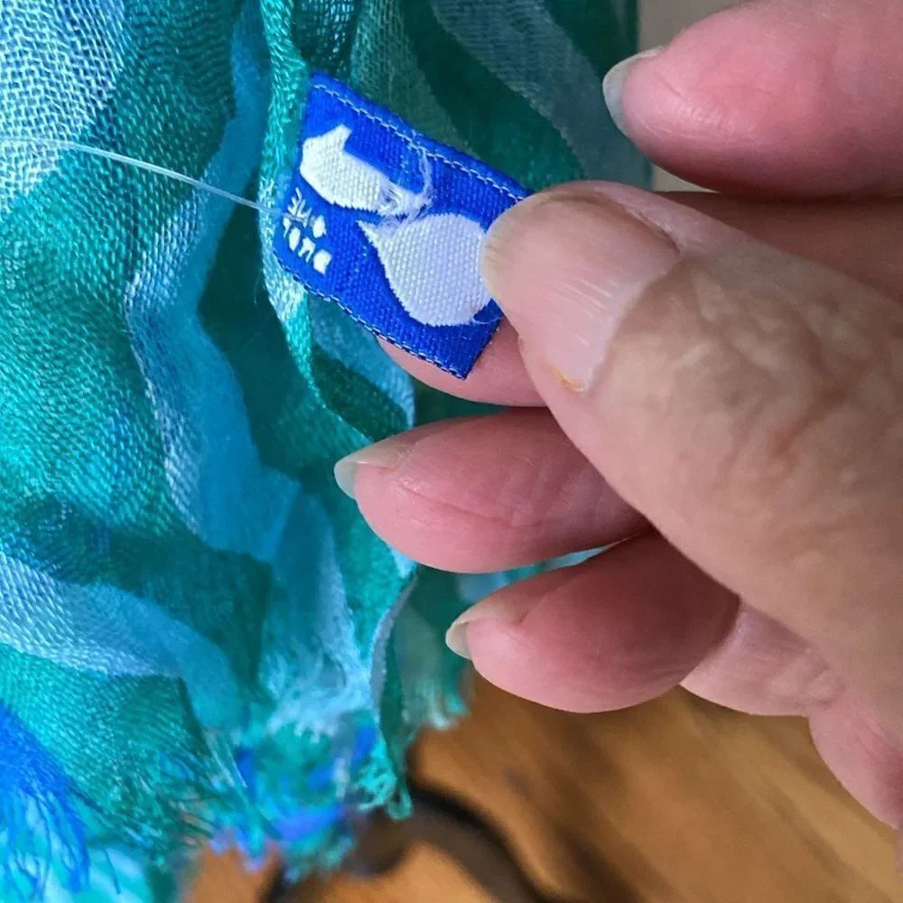 New Lightweight Spring Summer Scarf - Picture 8 of 9